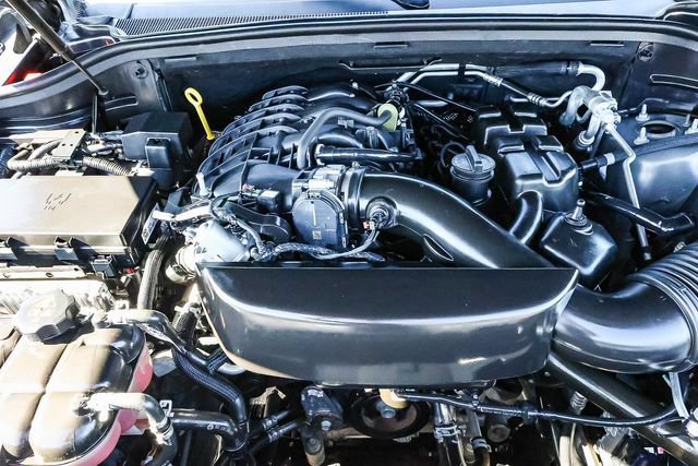 Used 2024 Dodge Durango GT RWD image 12