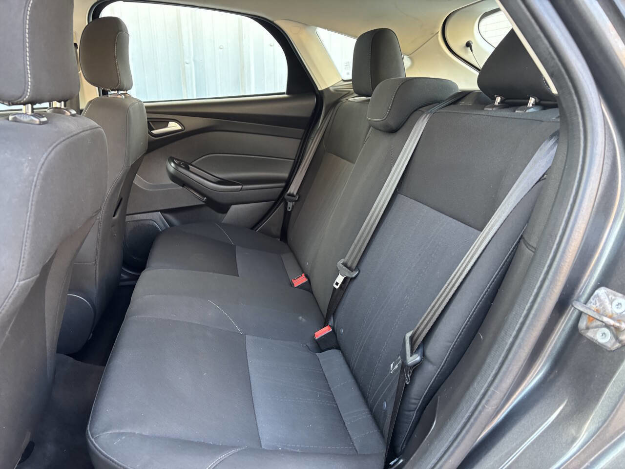 Used 2018 Ford Focus SE image 12