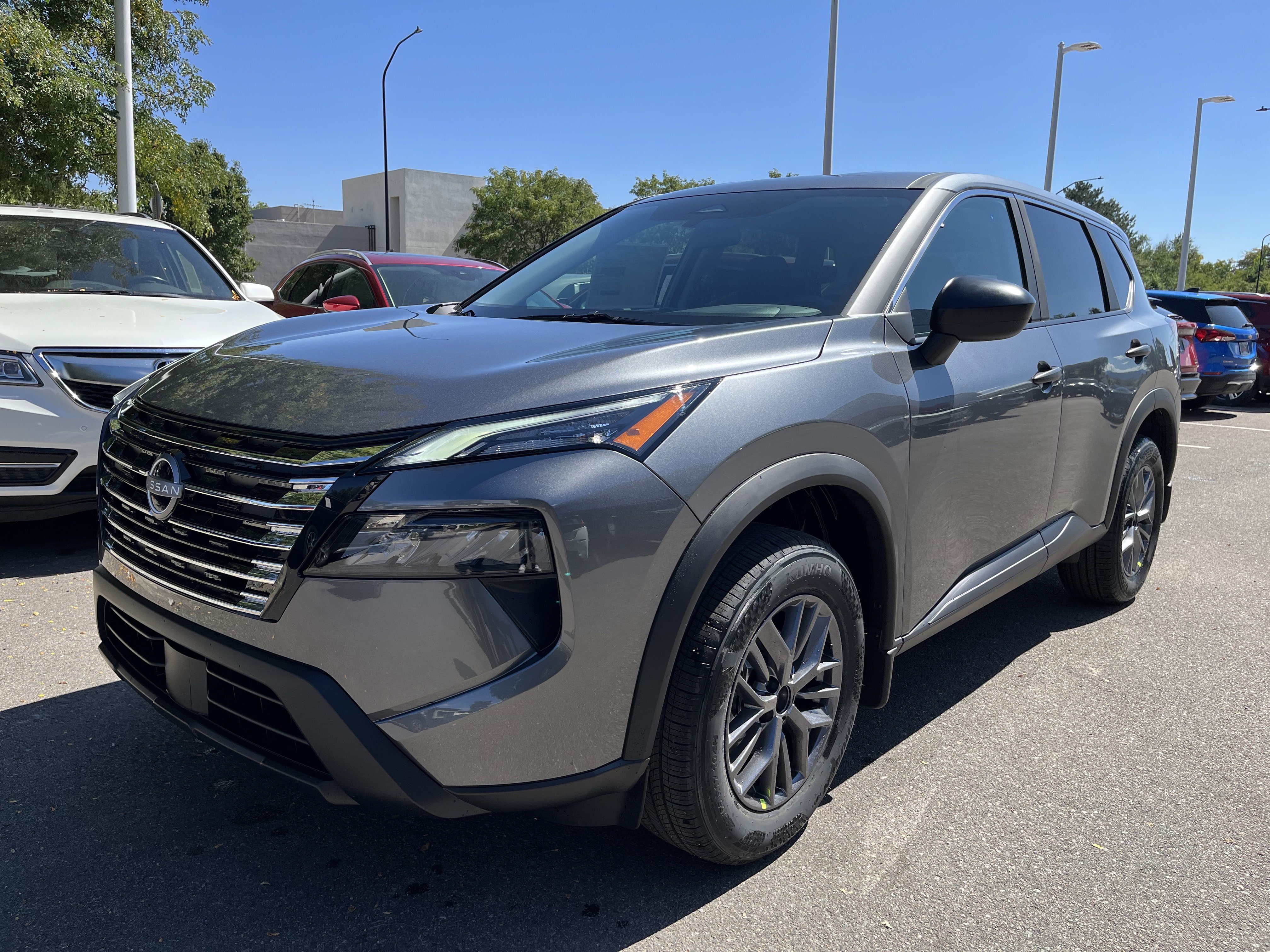 New 2026 Nissan Rogue S image 3