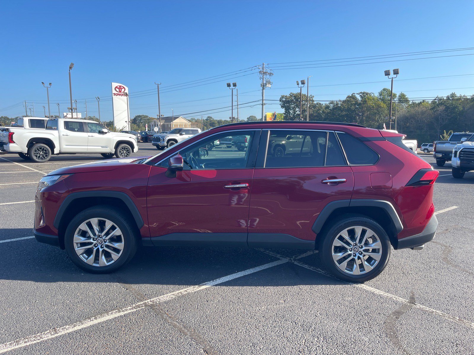 Used 2023 Toyota RAV4 Limited w/ Limited Grade Weather Package FWD image 13