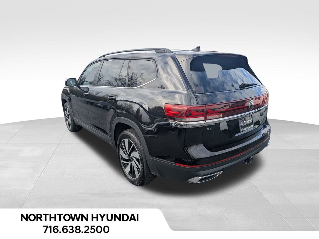 Used 2025 Volkswagen Atlas SE image 14