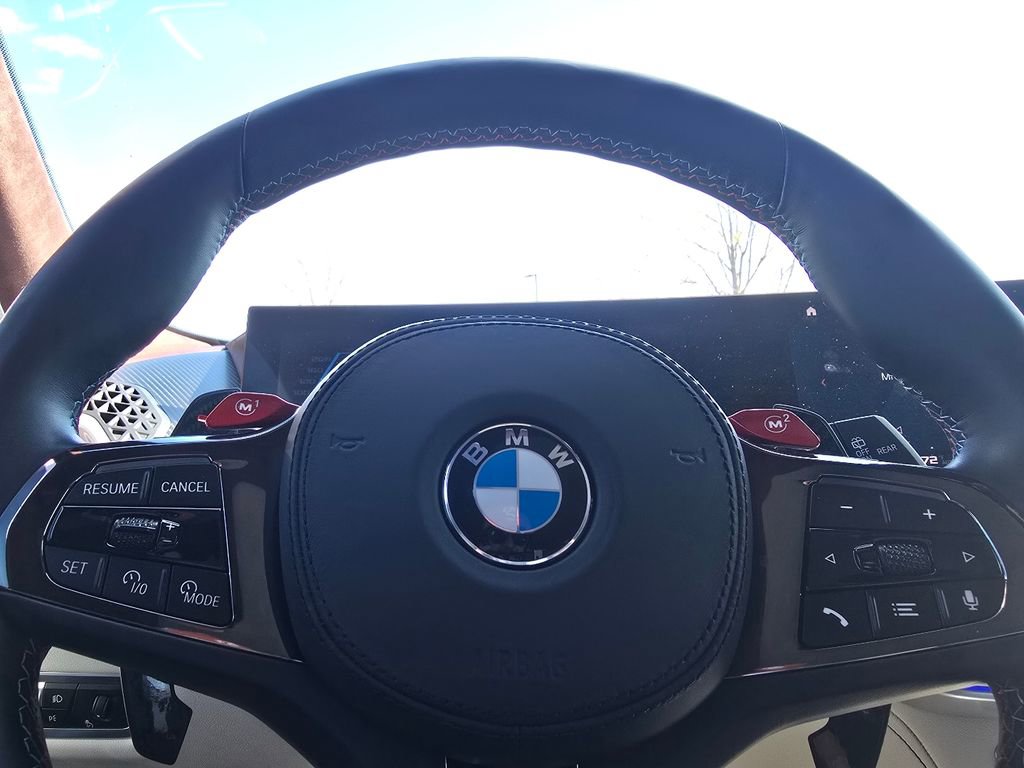 Used 2023 BMW XM AWD/4WD image 28