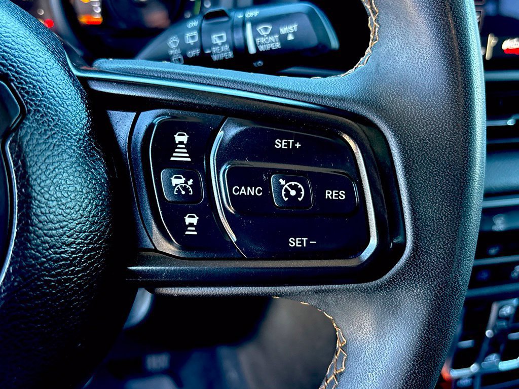 Used 2024 Jeep Wrangler Unlimited AWD/4WD image 14