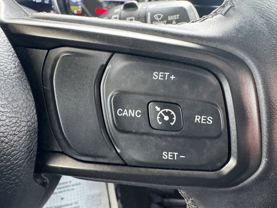 Used 2023 Jeep Wrangler Unlimited w/ Cold Weather Group AWD/4WD image 16