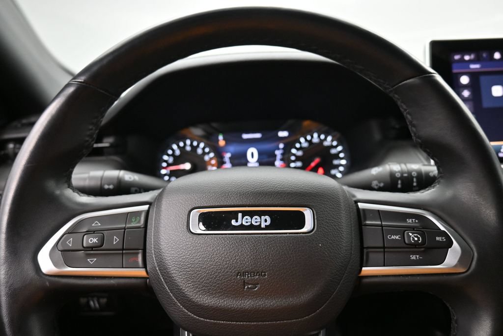 Used 2022 Jeep Compass Latitude w/ Convenience Group AWD/4WD image 13
