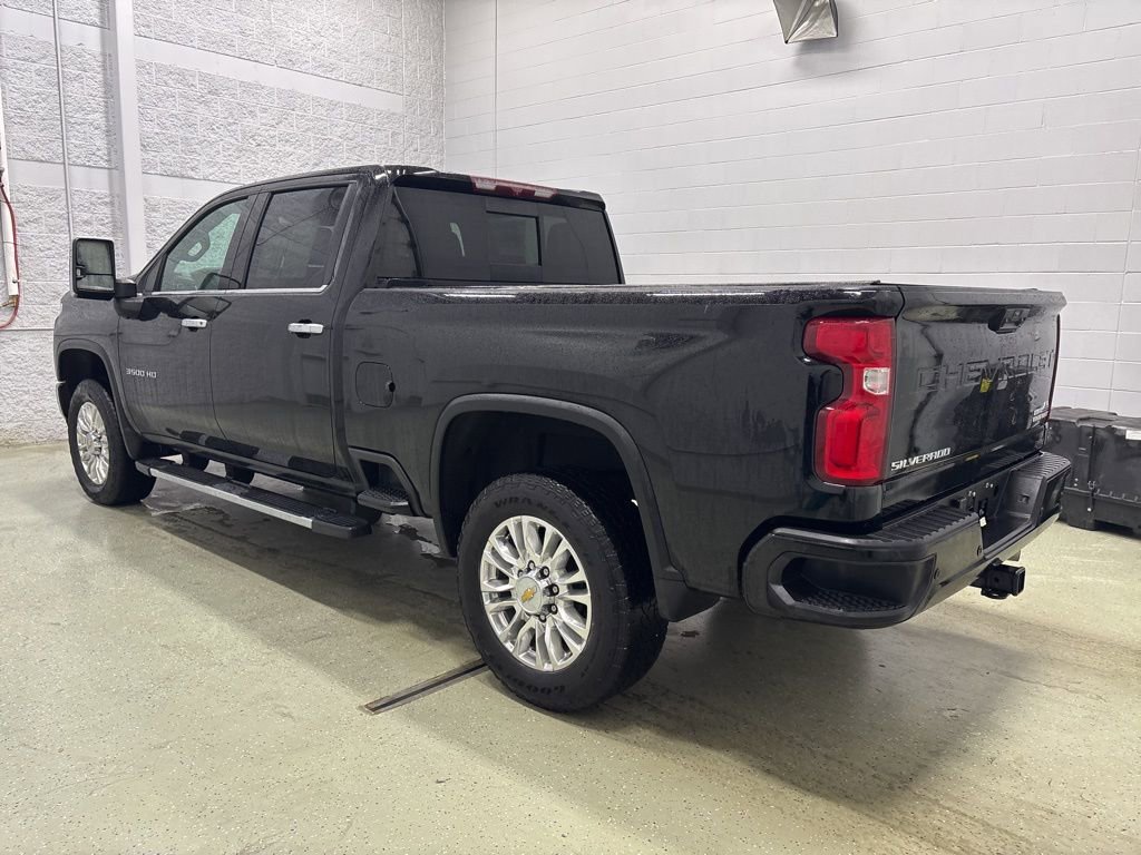 Used 2021 Chevrolet Silverado 3500 High Country image 6