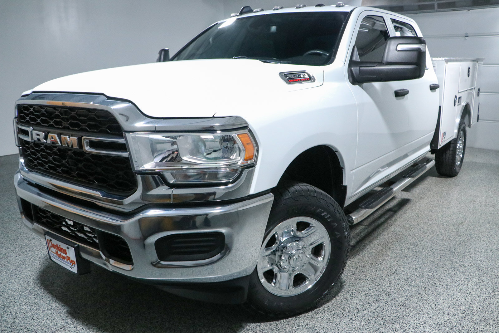 Used 2024 RAM 2500 Tradesman w/ Chrome Appearance Group AWD/4WD image 33