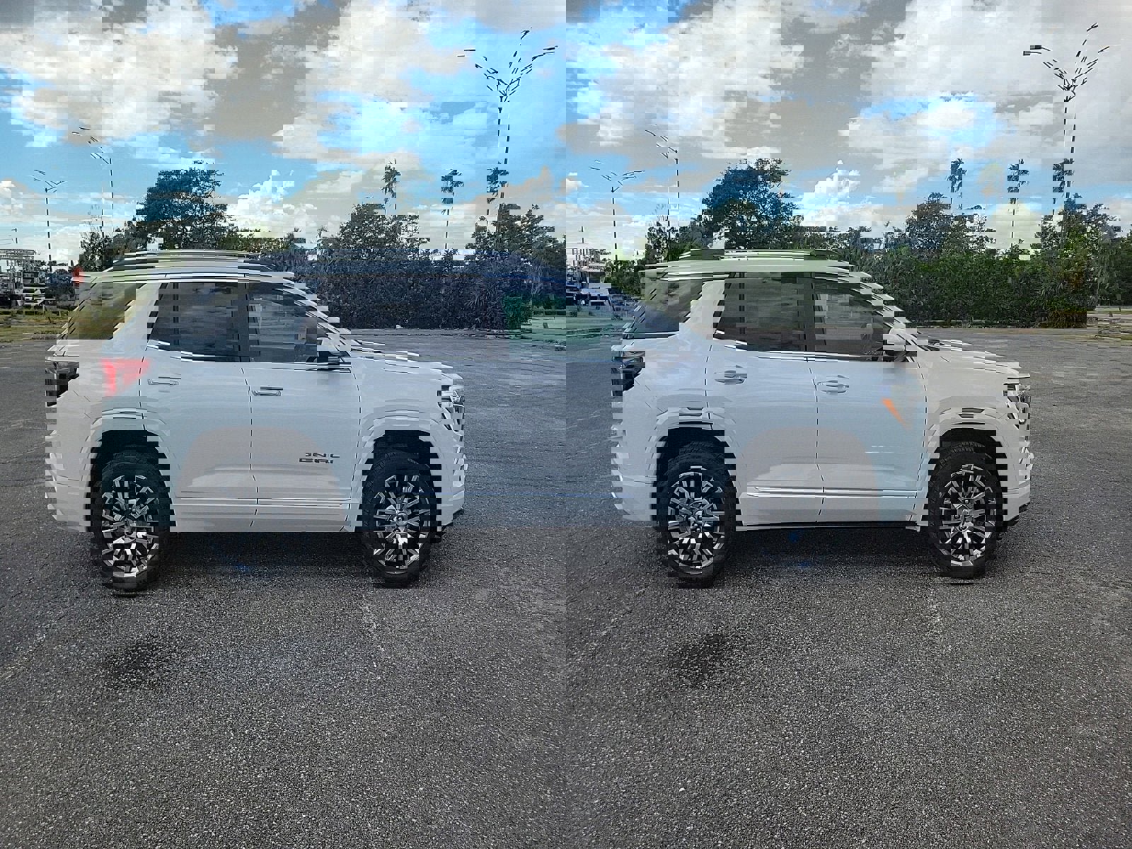 New 2026 GMC Terrain Denali image 4