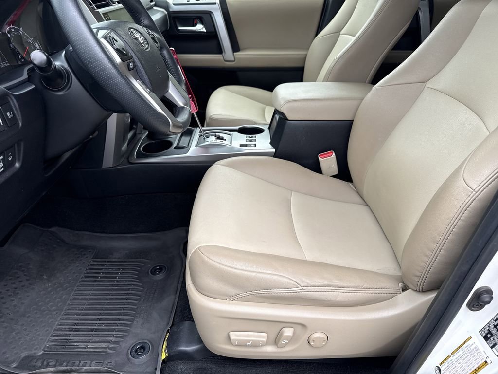 Used 2022 Toyota 4Runner SR5 Premium AWD/4WD image 9