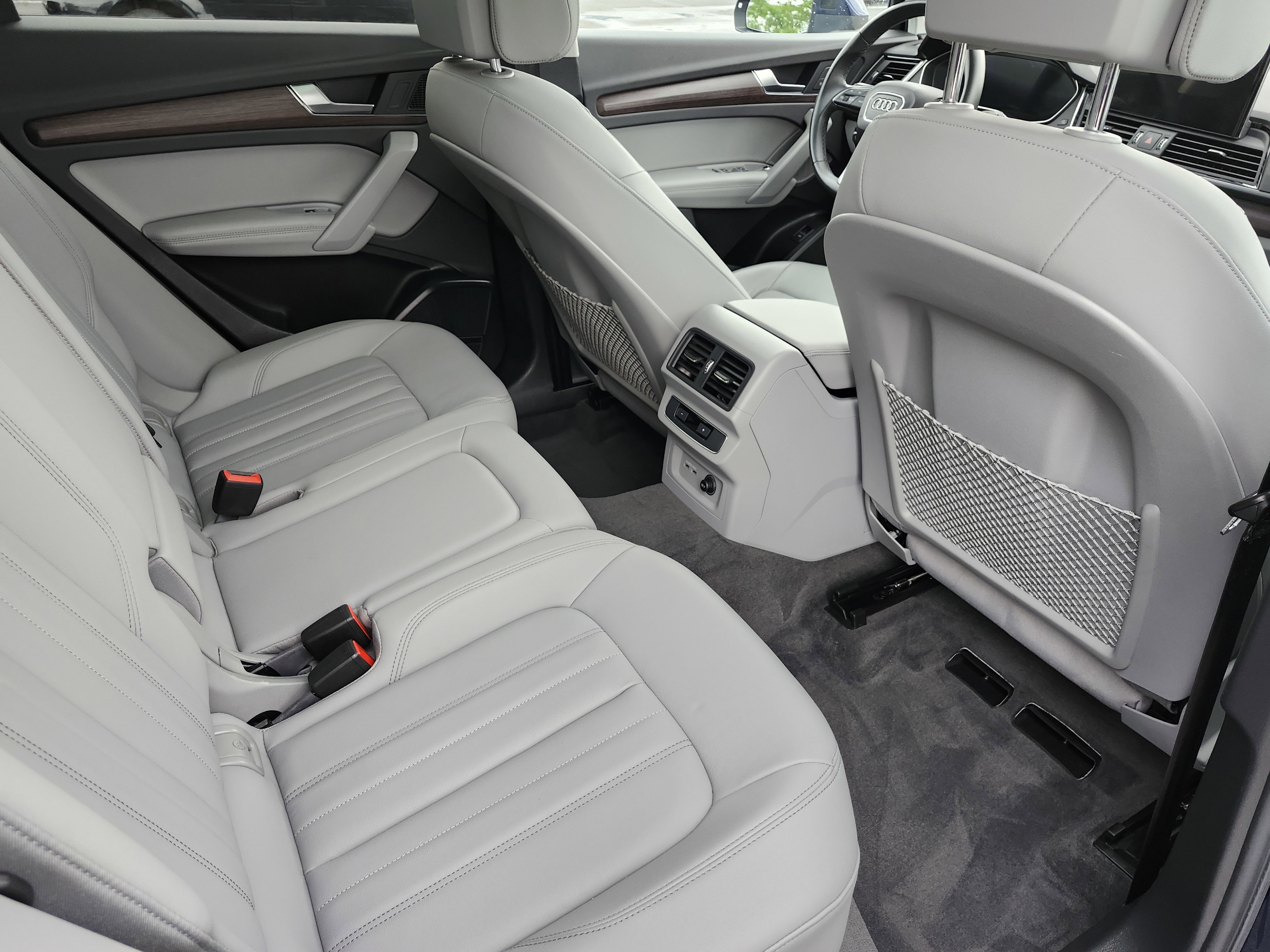 Used 2021 Audi Q5 2.0T Premium Plus w/ Premium Plus Package AWD/4WD image 25