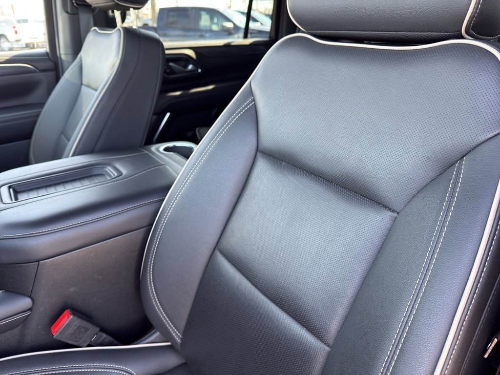 Used 2024 GMC Yukon XL SLT image 14