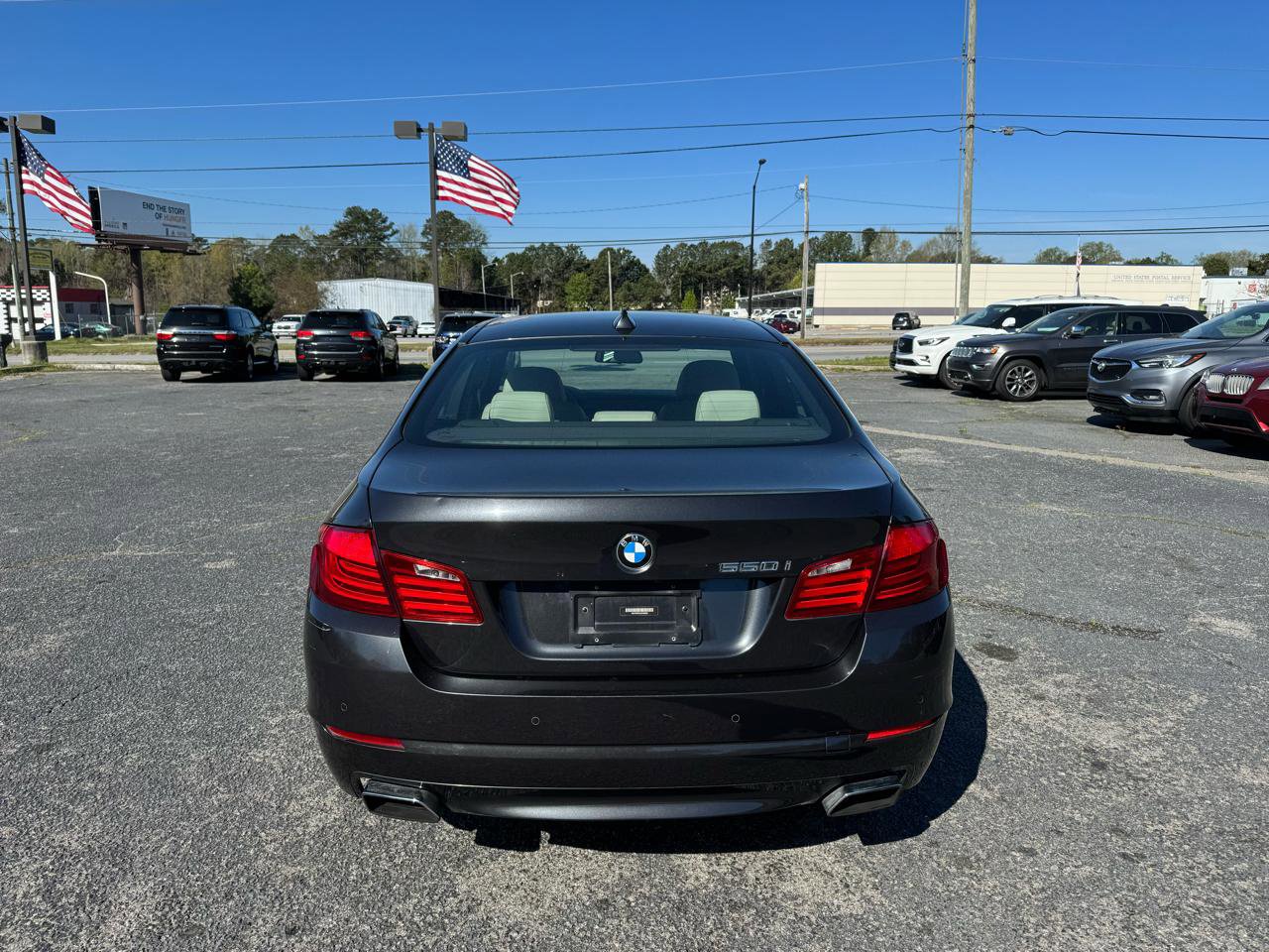Used 2012 BMW 550i 4dr Sdn 550i RWD image 6
