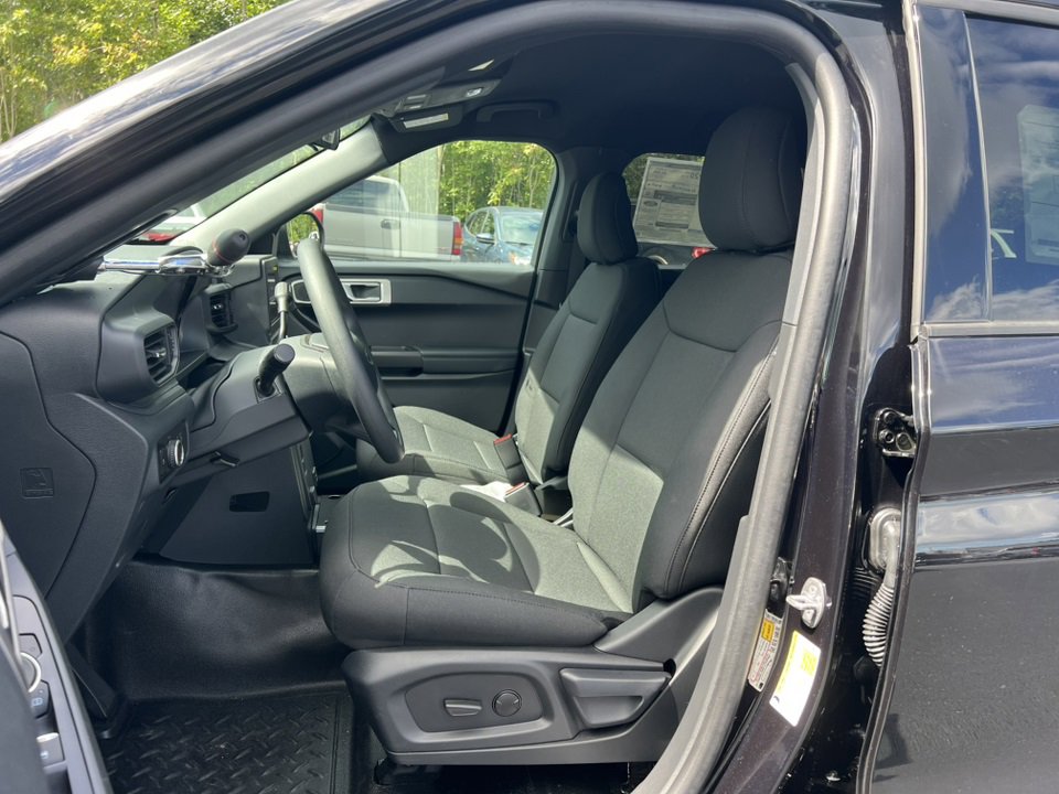 New 2025 Ford Explorer 4WD Police Interceptor image 15