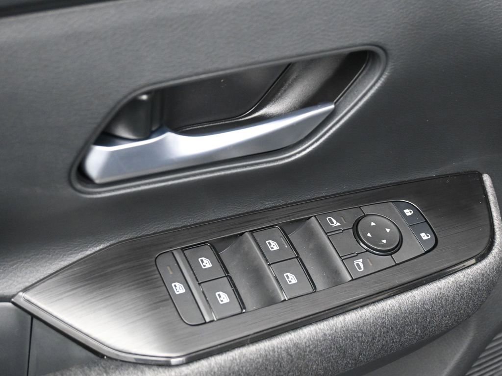 New 2026 Nissan Kicks SV w/ Cold Weather Package AWD/4WD image 14