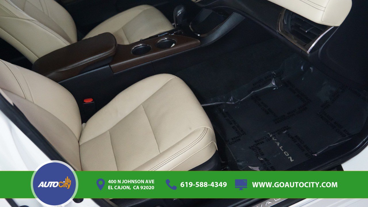 Used 2017 Toyota Avalon Limited w/ Carpet Mat Package FWD image 8