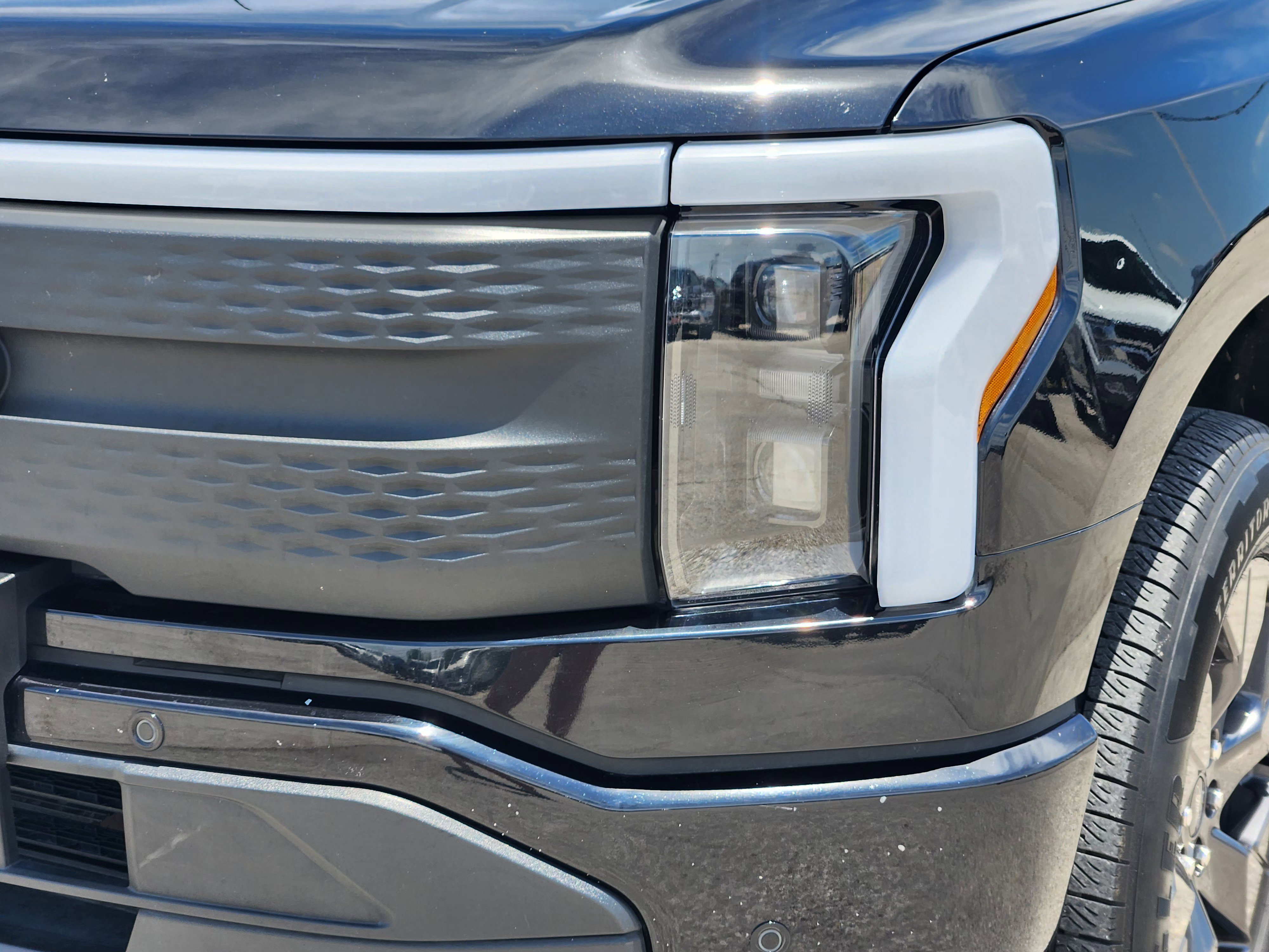 Certified 2024 Ford F150 Lightning Flash AWD/4WD image 8