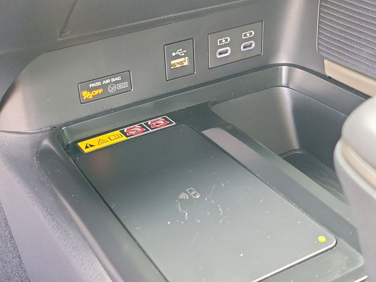 Used 2026 Toyota Camry SE FWD image 30