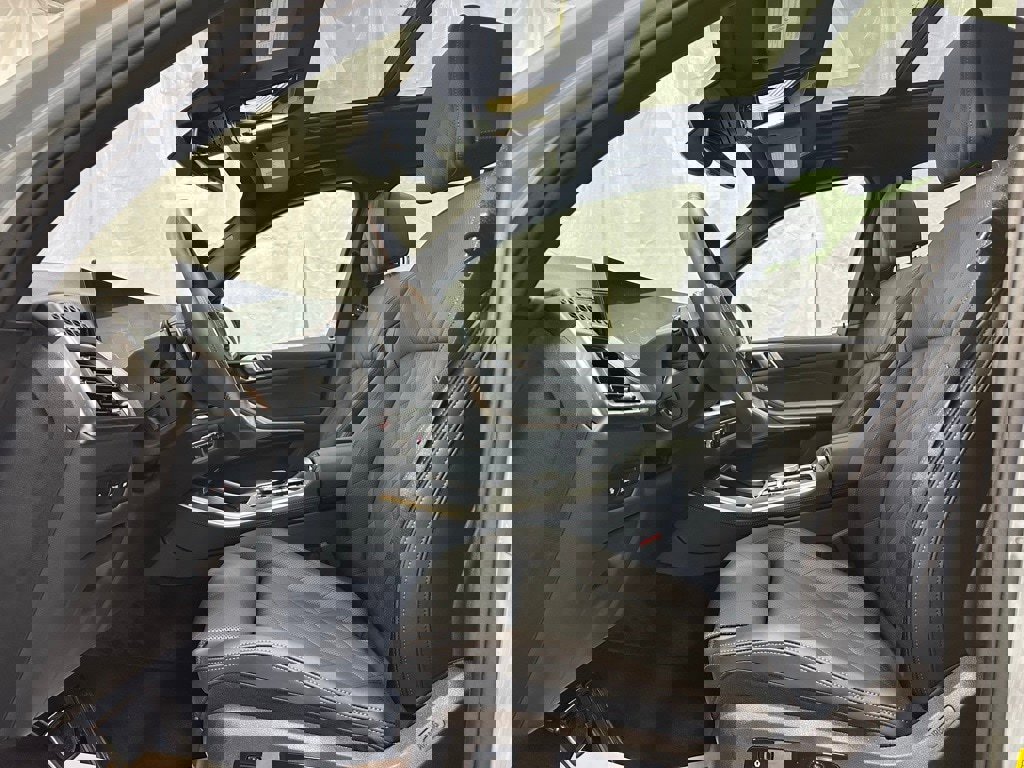 Used 2026 BMW X5 xDrive50e image 14