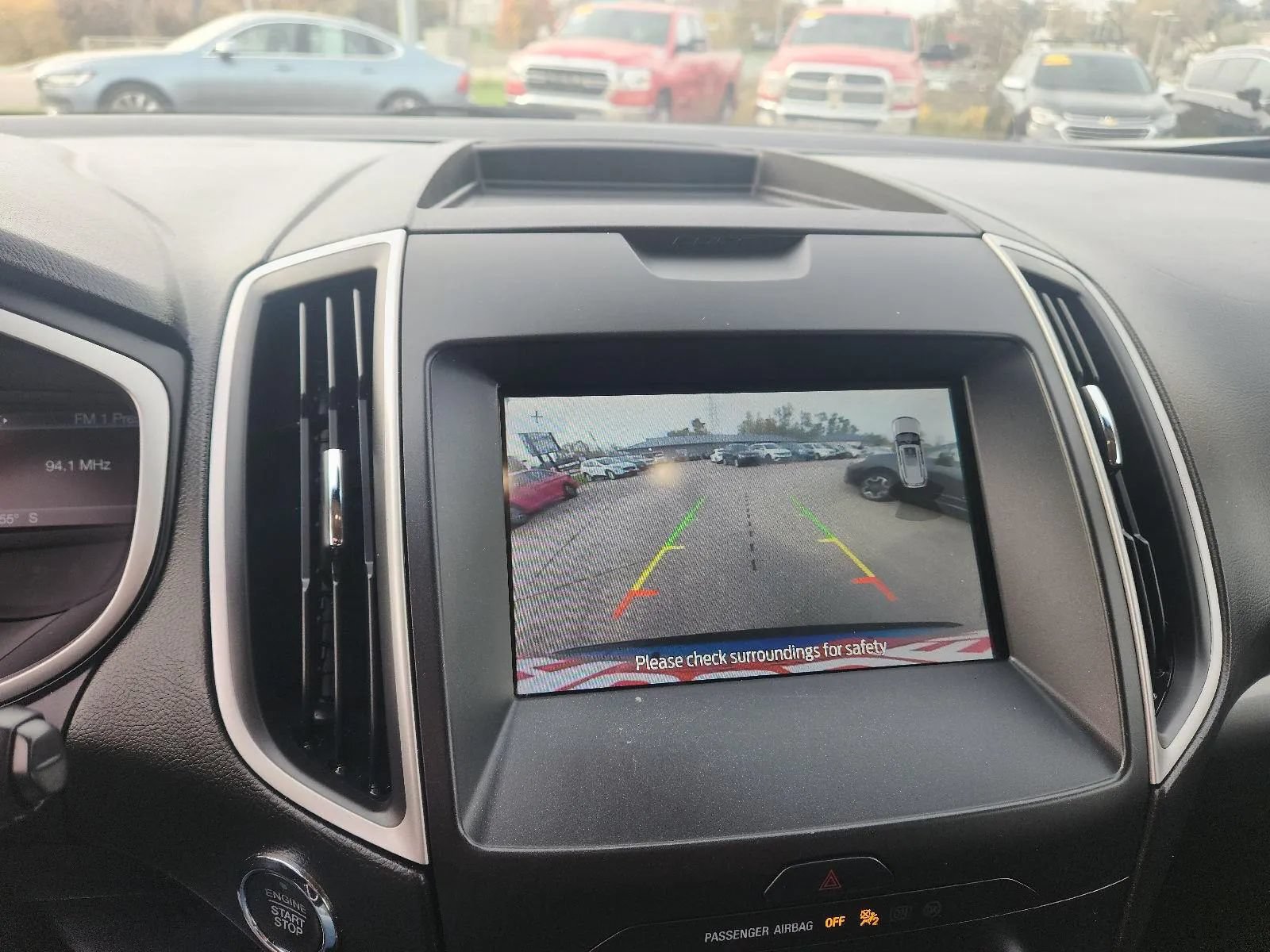 Used 2020 Ford Edge SEL w/ Cold Weather Package AWD/4WD image 17