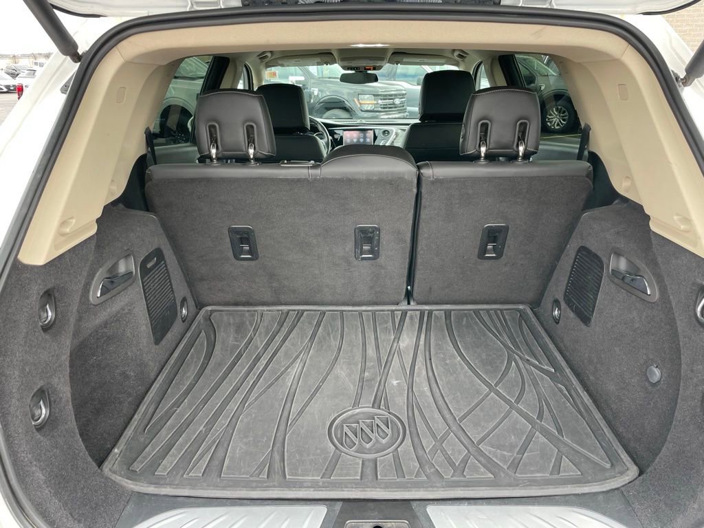 Used 2017 Buick Envision Essence image 29