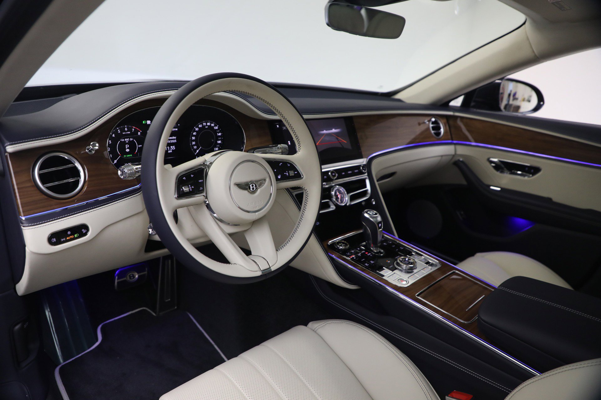 New 2026 Bentley Flying Spur Plug-In Hybrid AWD/4WD image 15
