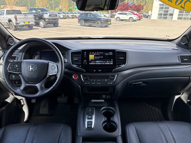 Used 2023 Honda Passport TrailSport image 13