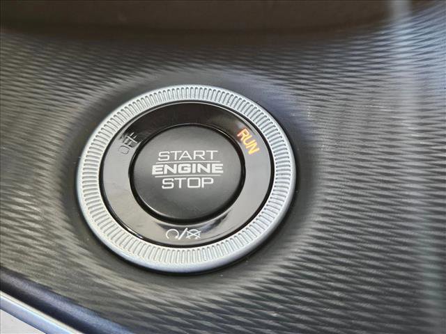 New 2025 Jeep Grand Cherokee Altitude w/ MOPAR Finishing Package image 12