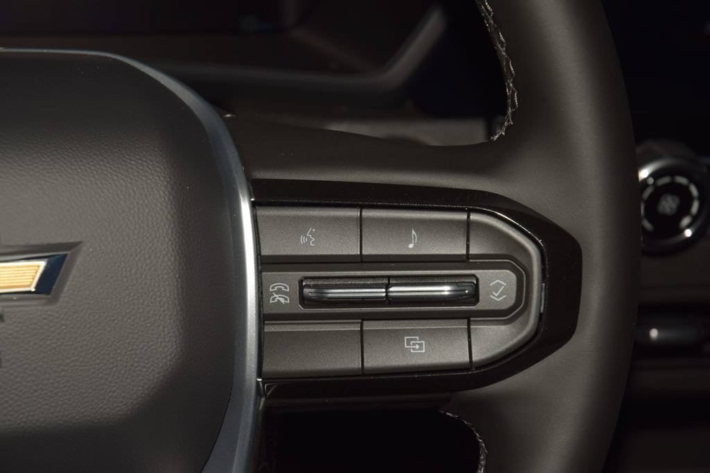 New 2026 Chevrolet Colorado W/T w/ WT Custom Package AWD/4WD image 37