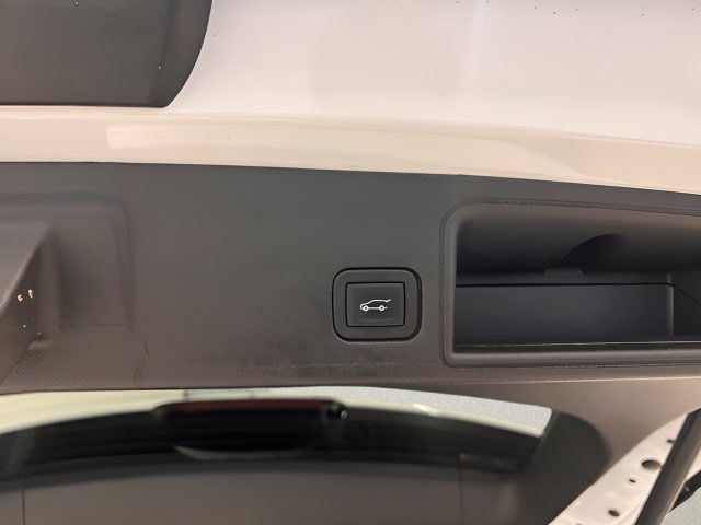 Certified 2024 GMC Terrain SLT AWD/4WD image 11