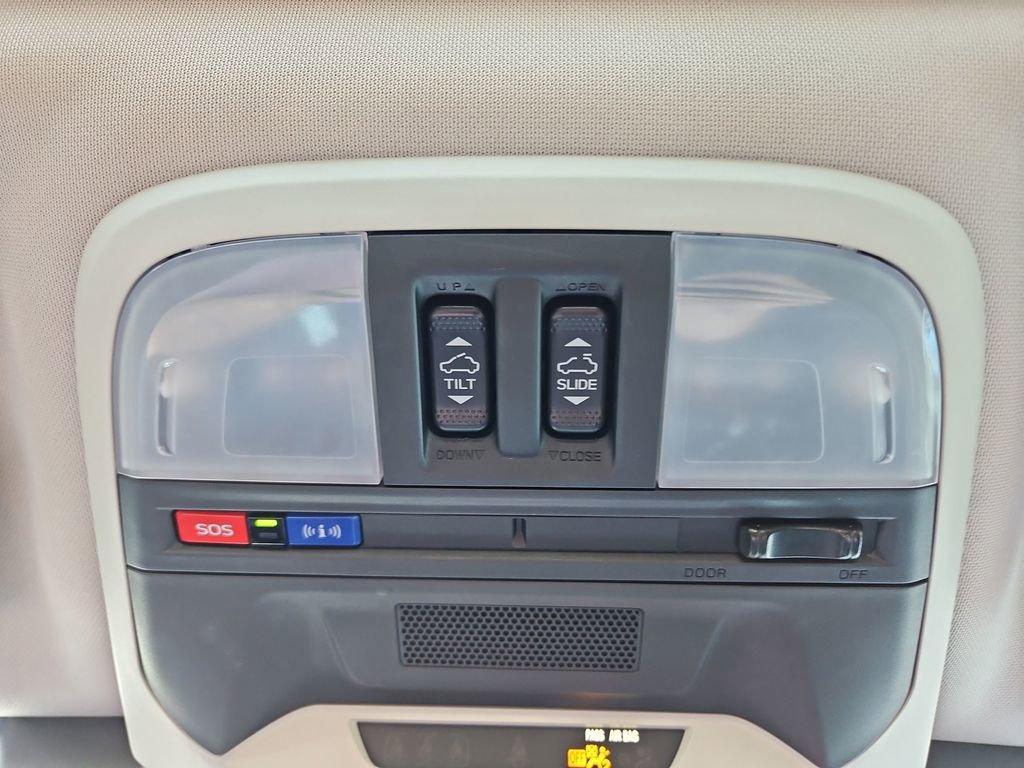 Used 2024 Subaru Crosstrek 2.0i Premium image 21