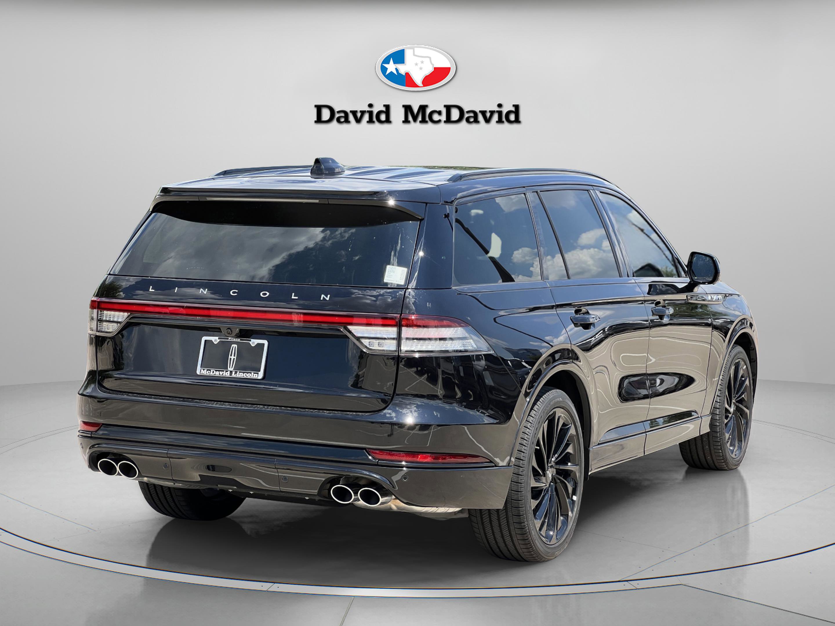 New 2025 Lincoln Aviator Reserve w/ Equipment Group 201A image 8