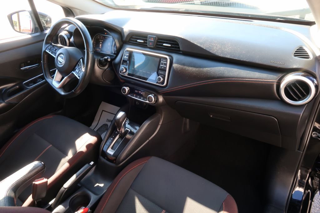 Used 2020 Nissan Versa SR image 10