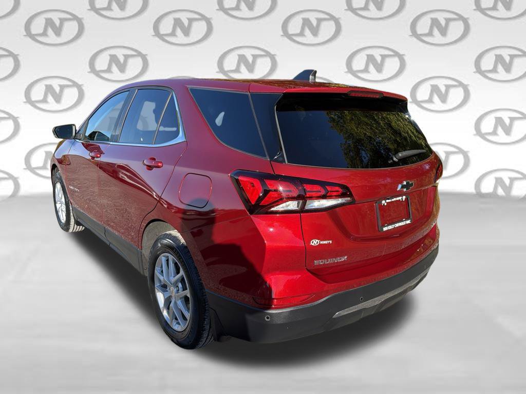 Used 2024 Chevrolet Equinox LT AWD/4WD image 13