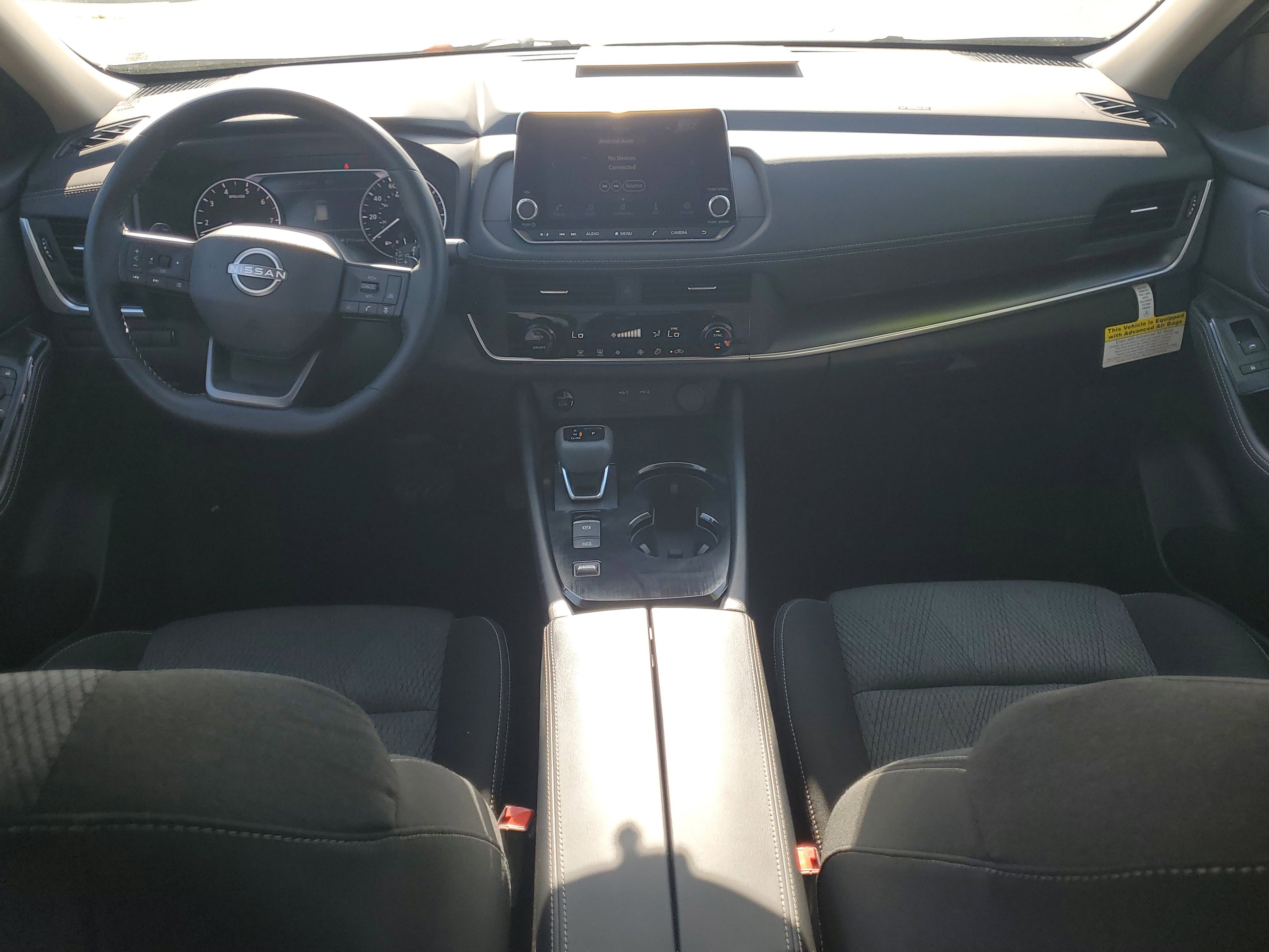 Certified 2025 Nissan Rogue SV image 13