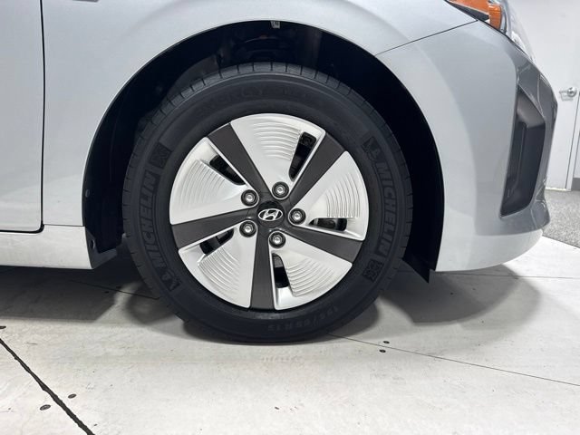 Used 2020 Hyundai Ioniq Blue FWD image 10