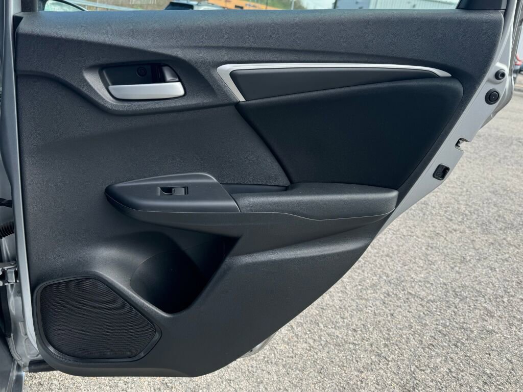 Used 2019 Honda Fit LX image 18