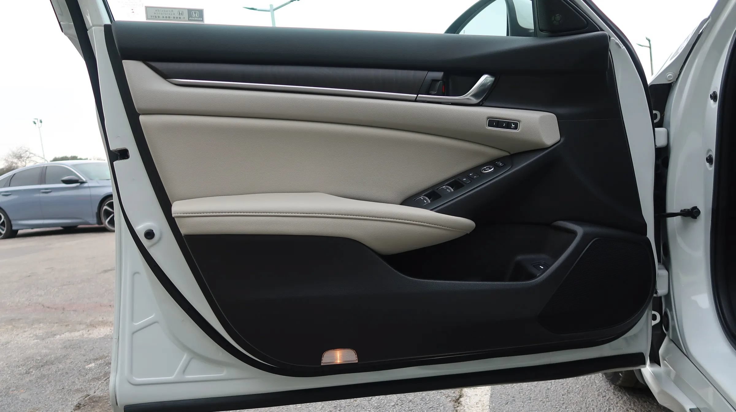Used 2021 Honda Accord EX-L image 44