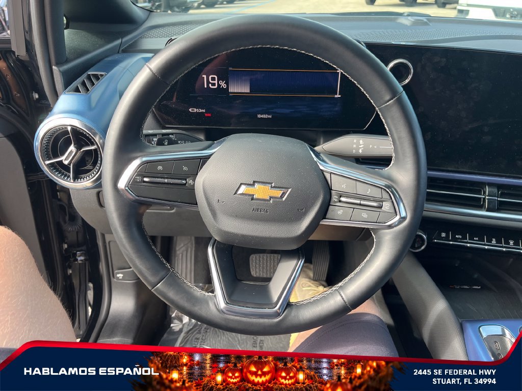 Used 2026 Chevrolet Equinox EV LT FWD image 19