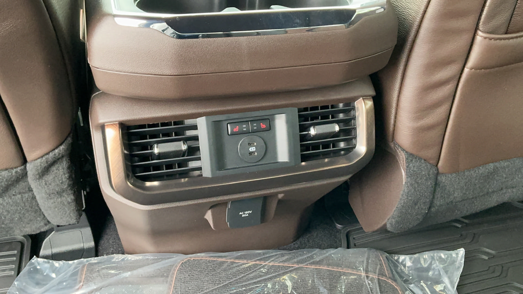 New 2026 Ford F150 King Ranch w/ Equipment Group 601A High AWD/4WD image 10