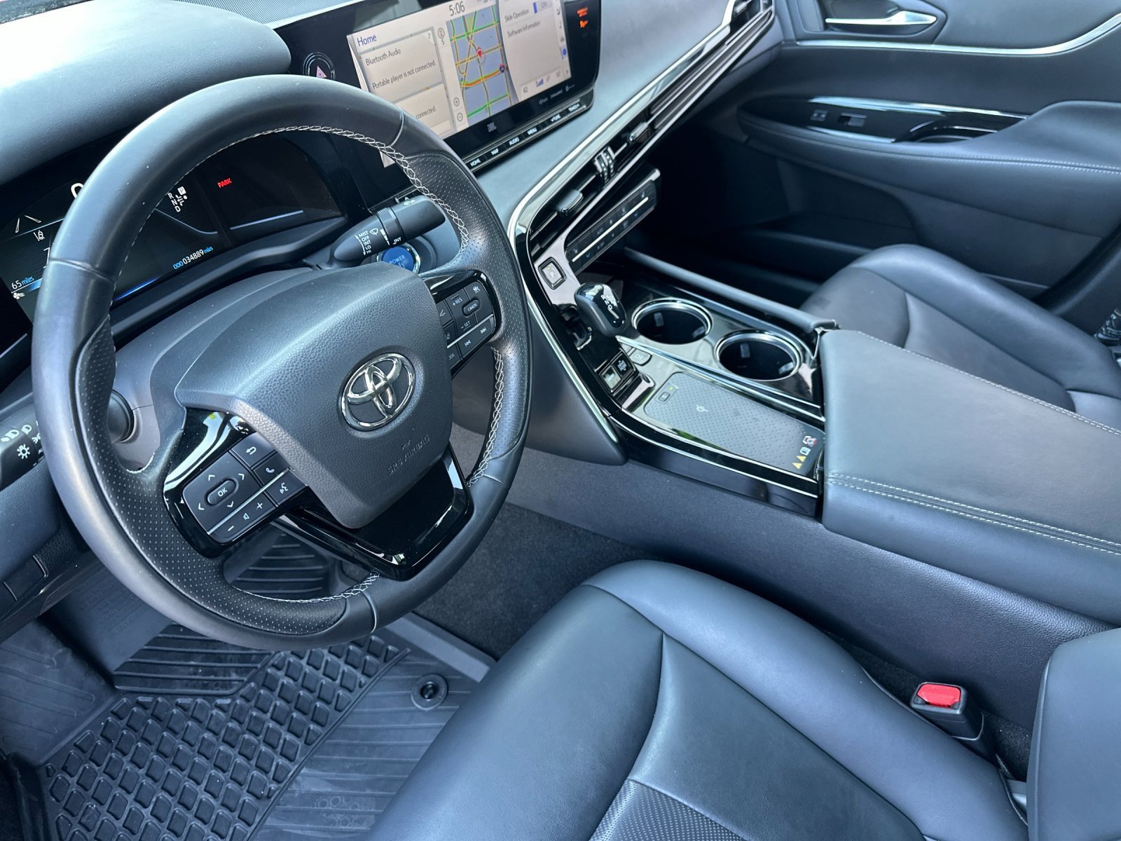 Used 2022 Toyota Mirai XLE image 10