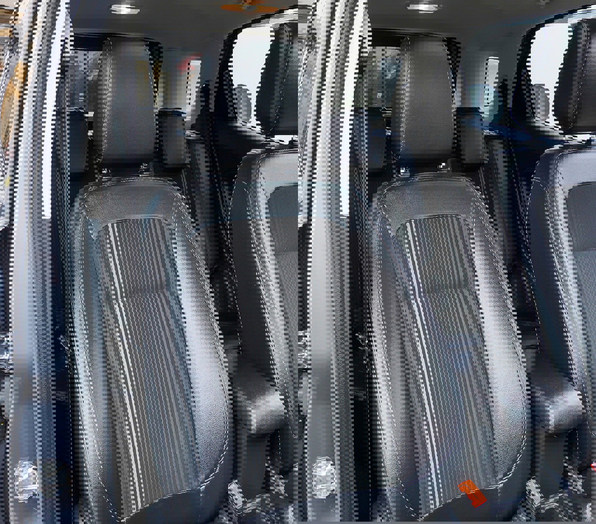 Used 2020 Ford EcoSport SES image 26