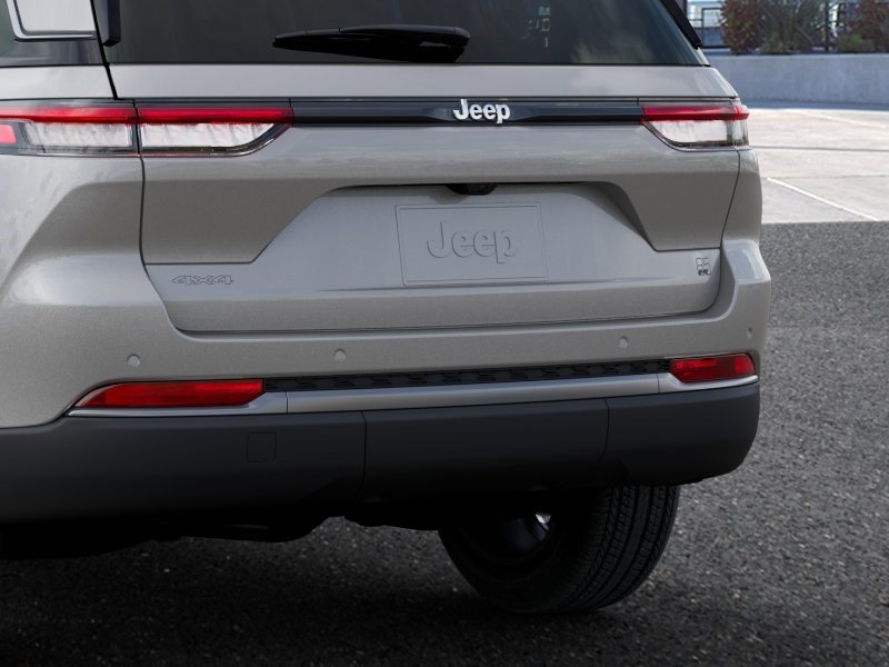 New 2026 Jeep Grand Cherokee Limited AWD/4WD image 13