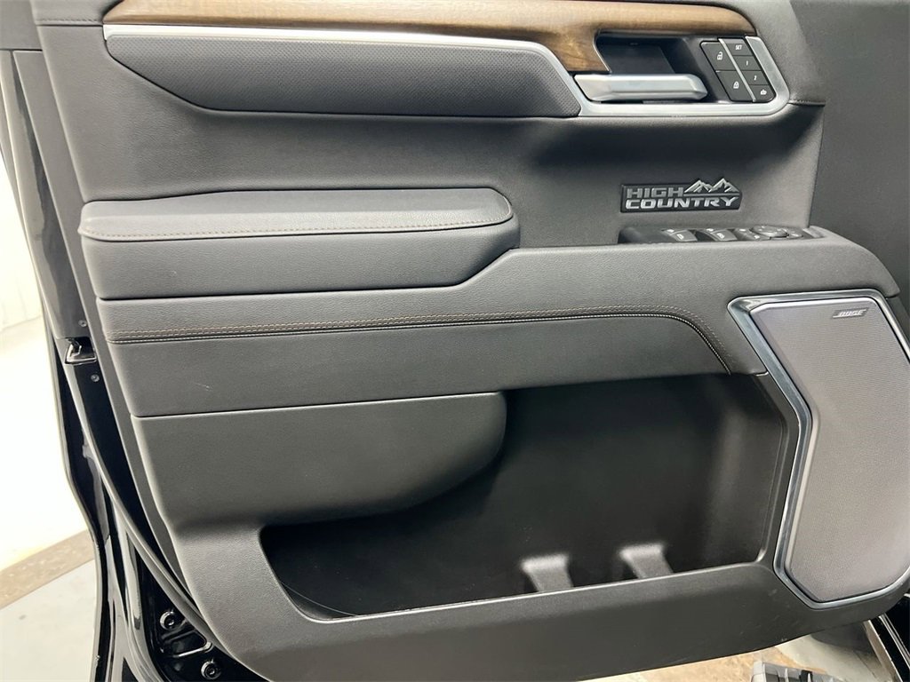 New 2025 Chevrolet Silverado 1500 High Country w/ Midnight Edition image 22