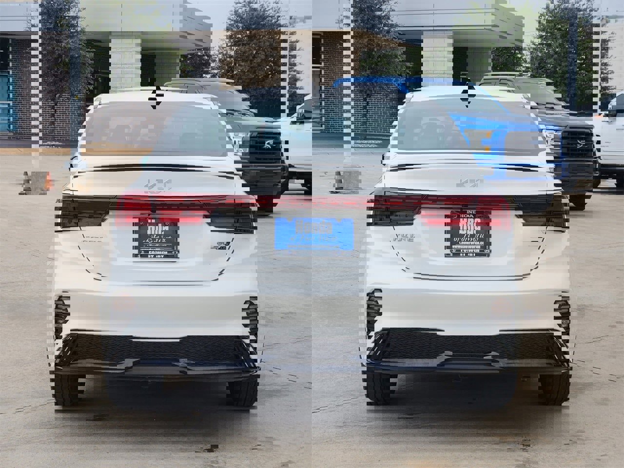 Used 2024 Kia Forte GT-Line w/ GT-Line Premium Package image 6