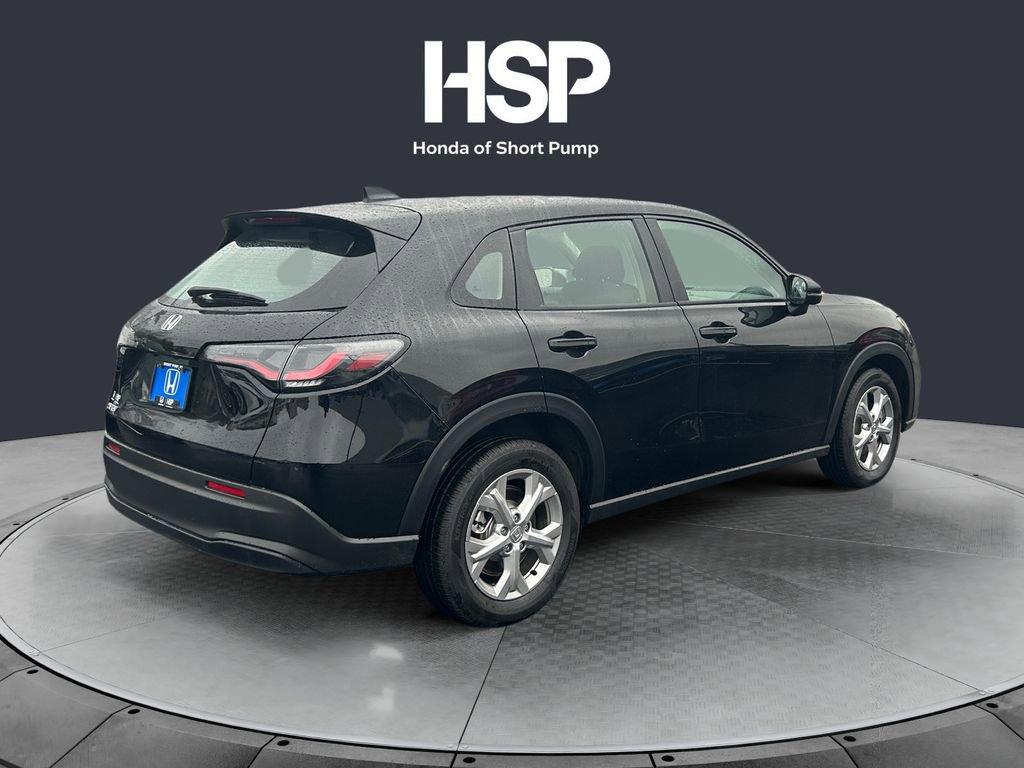 Used 2025 Honda HR-V LX image 5