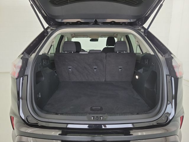 Used 2024 Ford Edge SE w/ Black Appearance Package AWD/4WD image 10