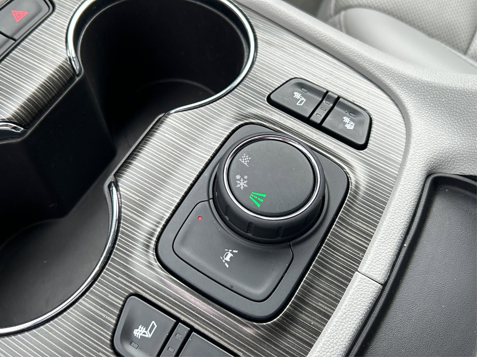 Certified 2023 GMC Acadia SLT image 38