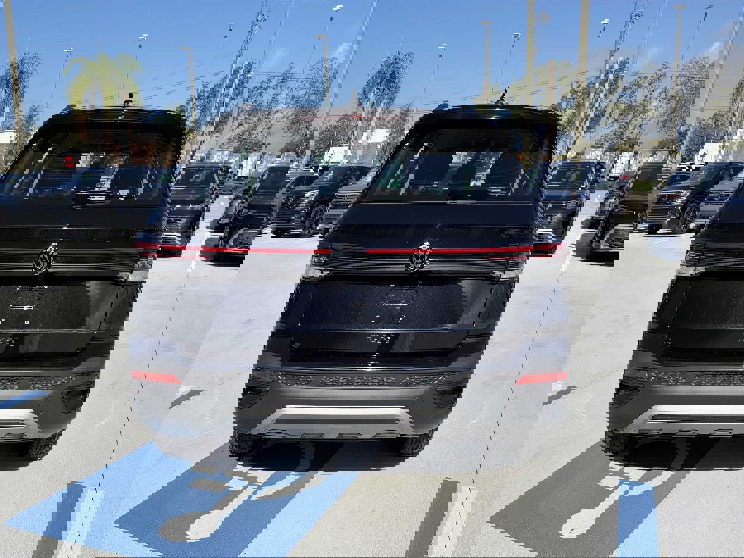 New 2026 Volkswagen Taos S image 4