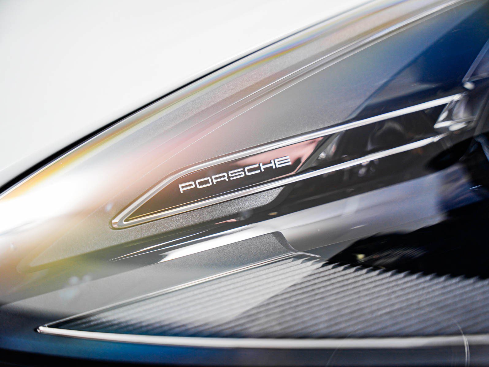Certified 2026 Porsche Macan AWD/4WD image 31