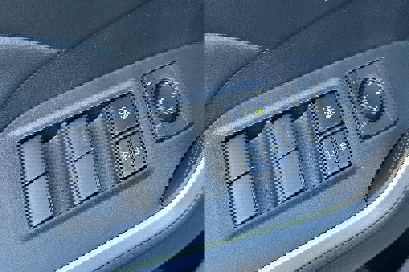 New 2025 Toyota RAV4 LE image 13